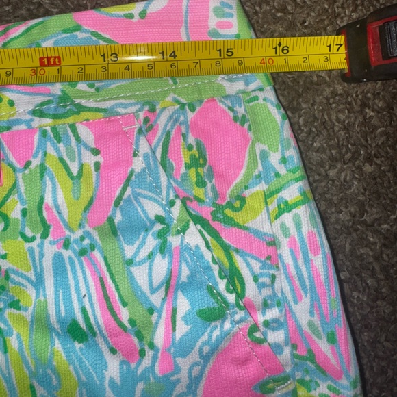 Lilly Pulitzer Walsh Short in Coconut Jungle - Picture 9 of 10